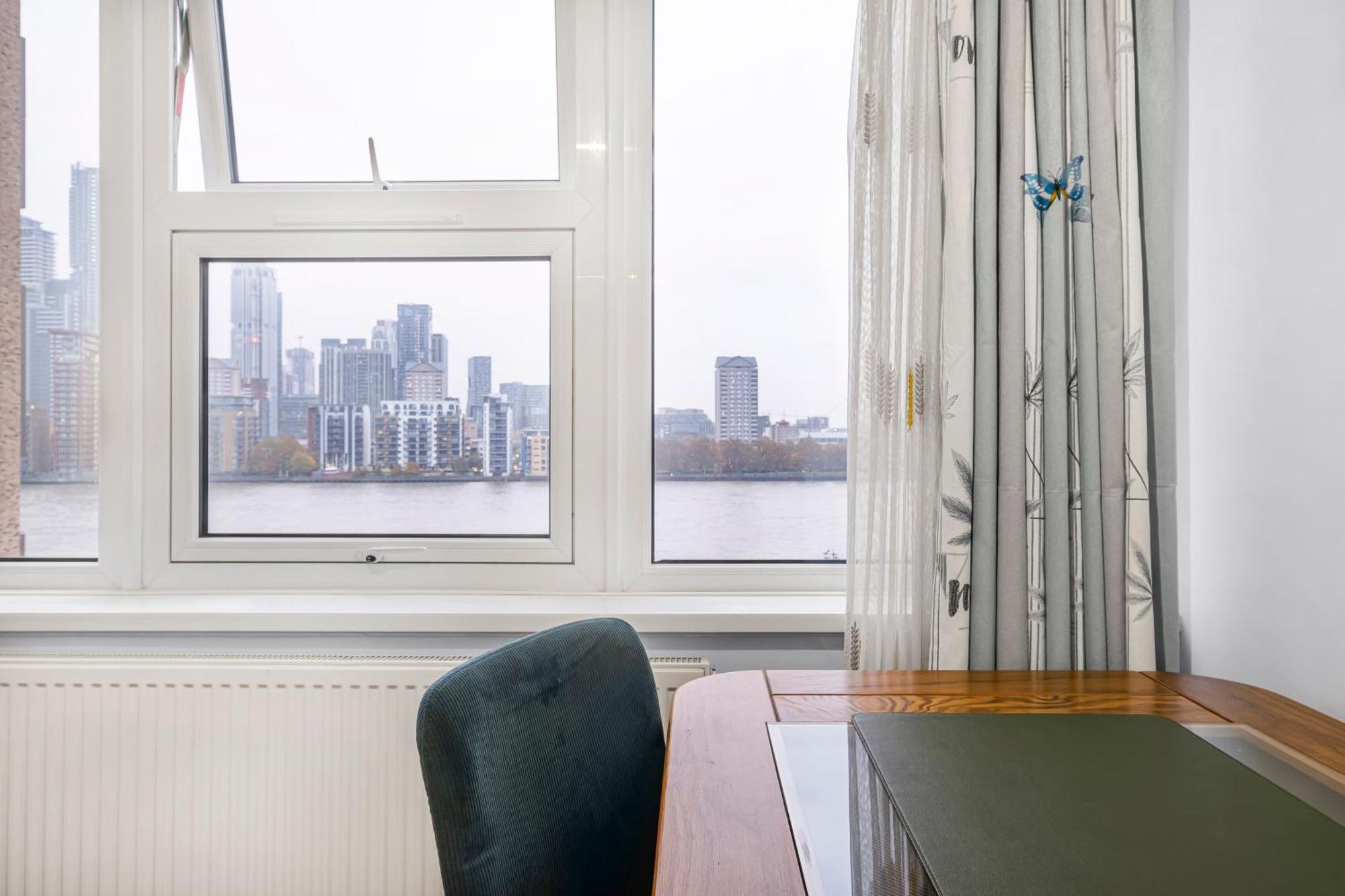 לונדון Riverside 3Br With Easy Transport 20Mins To City Centre מראה חיצוני תמונה