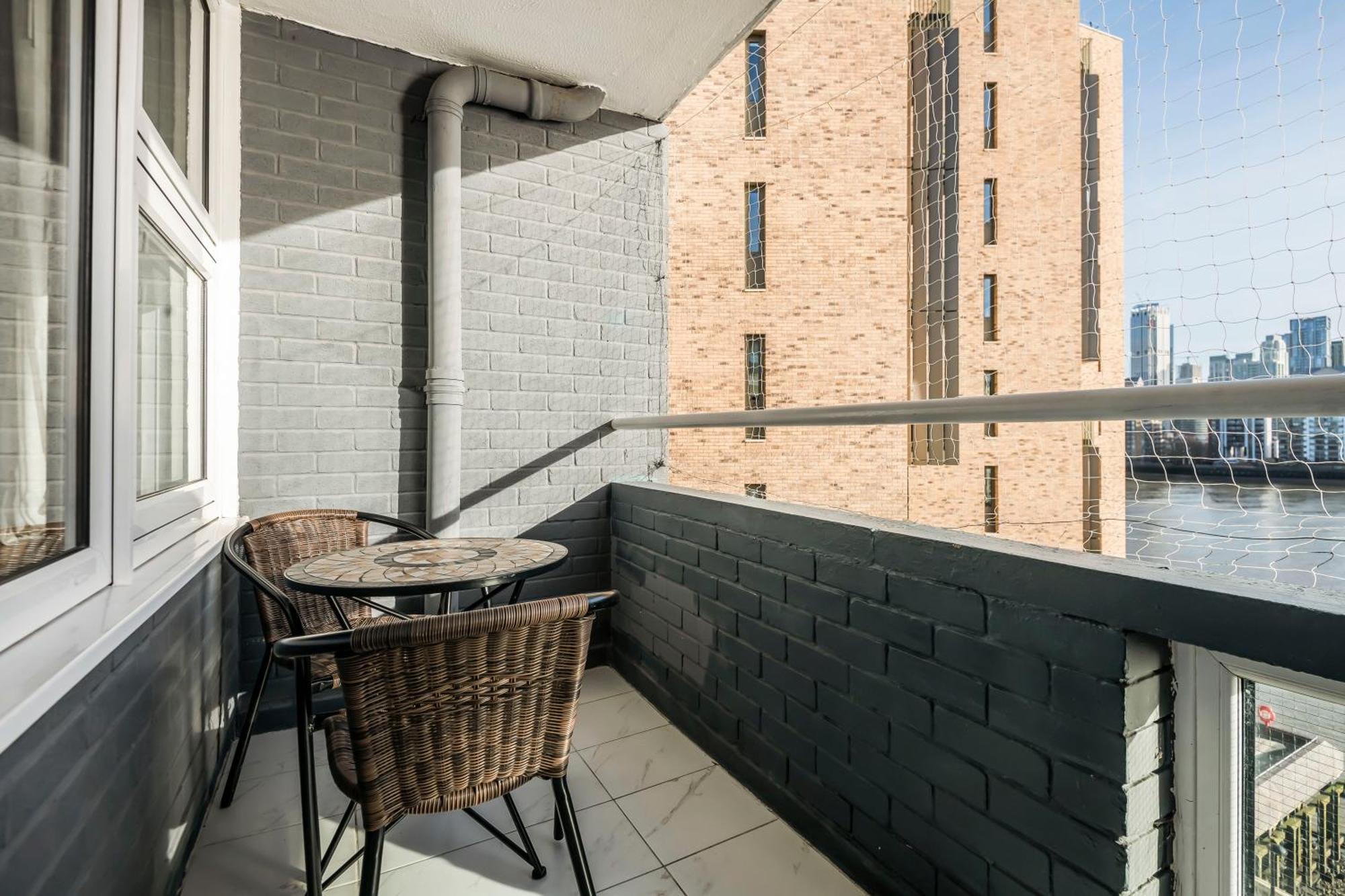 לונדון Riverside 3Br With Easy Transport 20Mins To City Centre מראה חיצוני תמונה